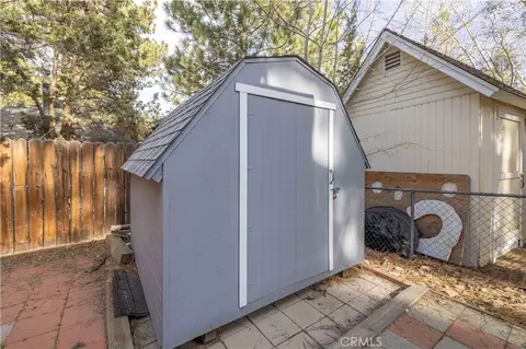 Exterior - 260 Turlock Dr, Big Bear City, CA 92314 photo 6 of 8