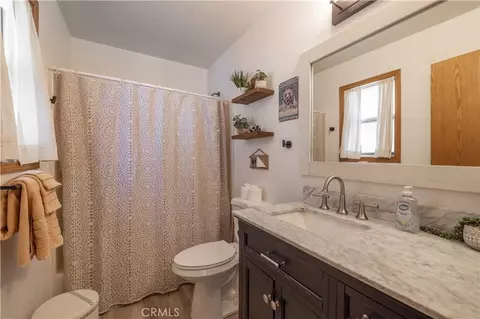 Bath - 260 Turlock Dr, Big Bear City, CA 92314 photo 1 of 4