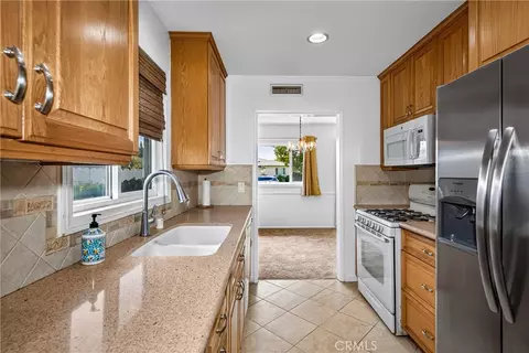 10054 Poulsen, Montclair, CA 91763 photo 9