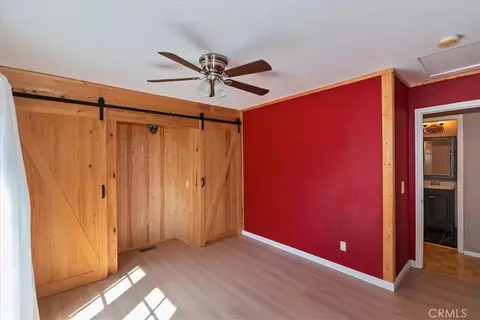Bedroom - 495 Zuger Ct, Crestline, CA 92325 photo 2 of 9
