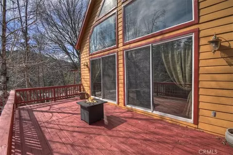 Exterior - 495 Zuger Ct, Crestline, CA 92325 photo 9 of 19