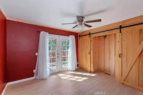 Bedroom - 495 Zuger Ct, Crestline, CA 92325 photo 1 of 9