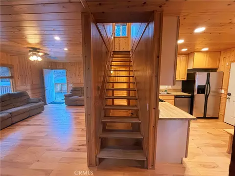 Entry Way - 33308 Iris Dr, Green Valley Lake, CA 92341 photo 1 of 1