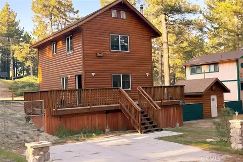 33308 Iris Dr, Green Valley Lake, CA 92341