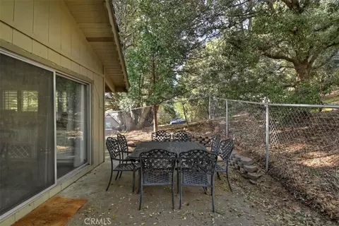 Exterior - 370 Weisshorn, Crestline, CA 92325 photo 7 of 9