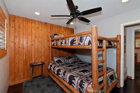 Bedroom - 370 Weisshorn, Crestline, CA 92325 photo 2 of 6
