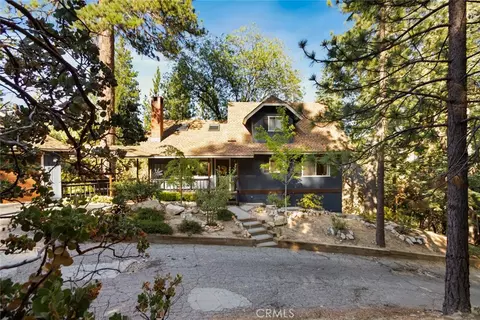 Exterior - 256 N Fairway, Lake Arrowhead, CA 92352 photo 4 of 12