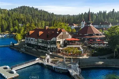 View/Area - 256 N Fairway, Lake Arrowhead, CA 92352 photo 3 of 5