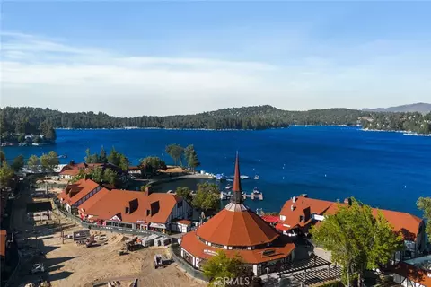 View/Area - 256 N Fairway, Lake Arrowhead, CA 92352 photo 4 of 5