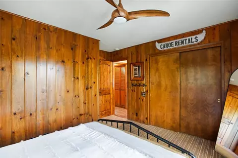 Bedroom - 256 N Fairway, Lake Arrowhead, CA 92352 photo 2 of 7