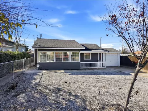 Exterior - 34975 Avenue C, Yucaipa, CA 92399 photo 2 of 10