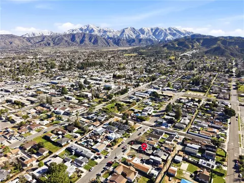 View/Area - 34975 Avenue C, Yucaipa, CA 92399 photo 3 of 5