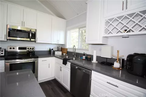 Kitchen - 30904 Live Oak Dr, Running Springs, CA 92382 photo 2 of 3