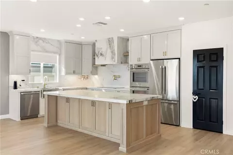 Kitchen - 19795 Beavertail Way, Riverside, CA 92508 photo 4 of 10