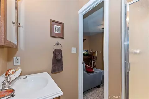 Bath - 24445 San Moritz Dr, Crestline, CA 92325 photo 6 of 6