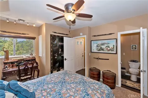 Bedroom - 24445 San Moritz Dr, Crestline, CA 92325 photo 7 of 7