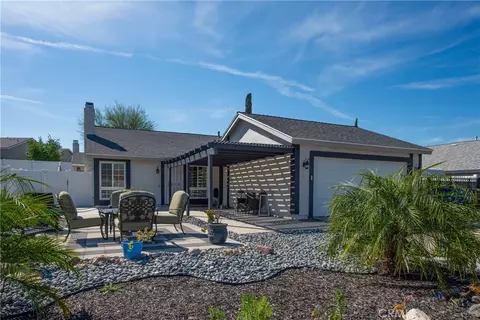 10444 Charleston Dr, Riverside, CA 92503