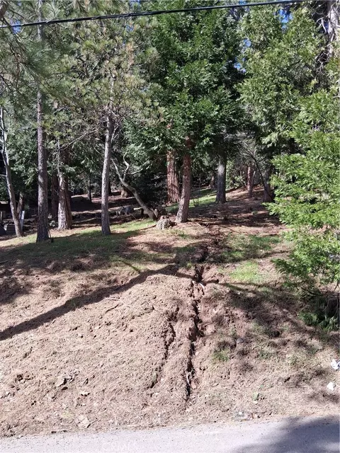 0 Bernard Dr, Crestline, CA 92325