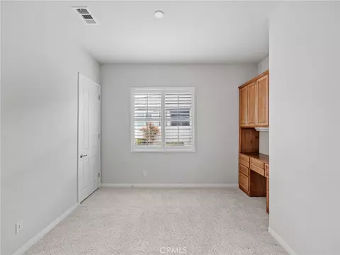 Bedroom - 19420 Verbena St, Apple Valley, CA 92308 photo 4 of 6