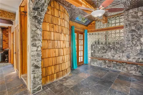 Entry Way - 9323 Cedar Dr, Forest Falls, CA 92339 photo 2 of 6