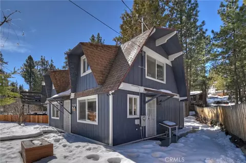 Exterior - 728 W Aeroplane, Big Bear City, CA 92314 photo 9 of 10