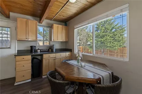 Dining - 728 W Aeroplane, Big Bear City, CA 92314 photo 2 of 2