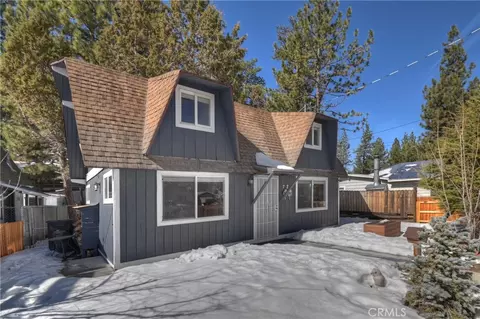 Exterior - 728 W Aeroplane, Big Bear City, CA 92314 photo 10 of 10