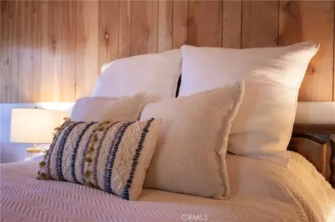 Bedroom - 1109 Brookside, Fawnskin, CA 92333 photo 7 of 7