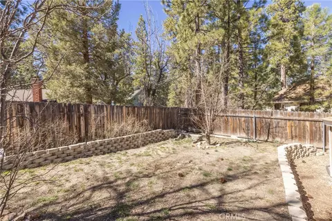 Exterior - 40177 Lakeview, Big Bear Lake, CA 92315 photo 2 of 2