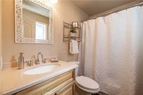Bath - 40177 Lakeview, Big Bear Lake, CA 92315 photo 2 of 2