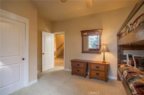 Bedroom - 173 Grizzly Rd, Lake Arrowhead, CA 92352 photo 7 of 7