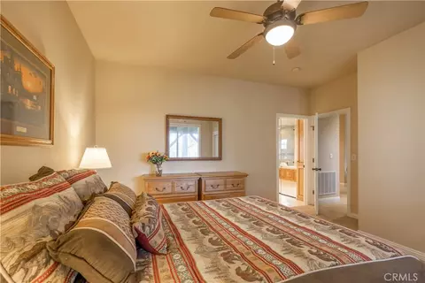 Bedroom - 173 Grizzly Rd, Lake Arrowhead, CA 92352 photo 2 of 7