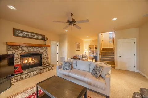 Living - 173 Grizzly Rd, Lake Arrowhead, CA 92352 photo 2 of 2