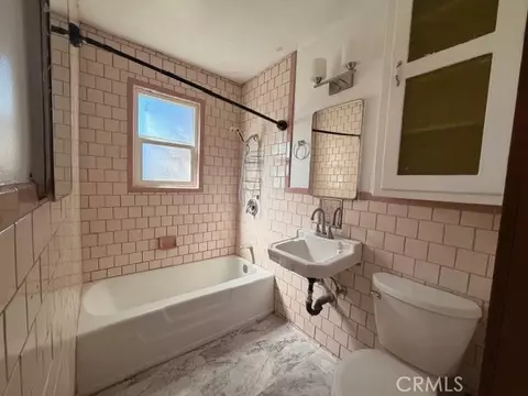 Bath - 9504 Summit, Forest Falls, CA 92339 photo 4 of 4