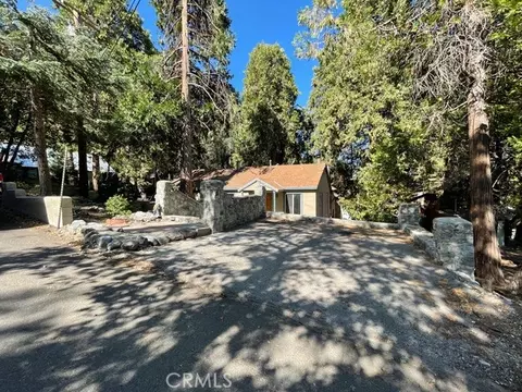 Exterior - 9504 Summit, Forest Falls, CA 92339 photo 4 of 4