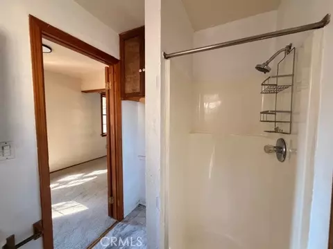 Bath - 9504 Summit, Forest Falls, CA 92339 photo 2 of 4
