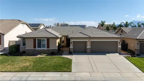 1070 Waterleaf Ct, Beaumont, CA 92223