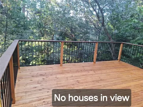 23844 Bowl Rd, Crestline, CA 92325