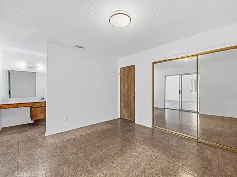 Bedroom - 18449 Hackberry, Hesperia, CA 92345 photo 3 of 5