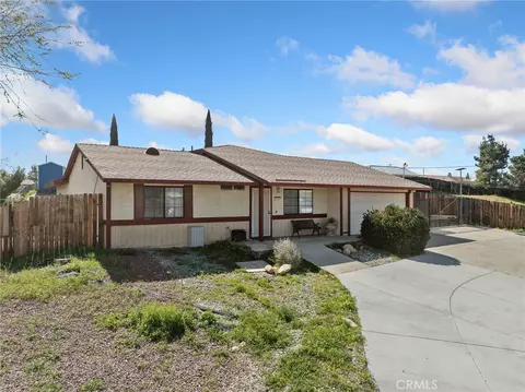Exterior - 18449 Hackberry, Hesperia, CA 92345 photo 3 of 9