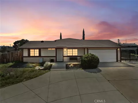 Exterior - 18449 Hackberry, Hesperia, CA 92345 photo 2 of 9