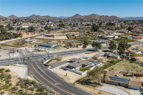 View/Area - 15637 Tuscola, Apple Valley, CA 92307 photo 3 of 18