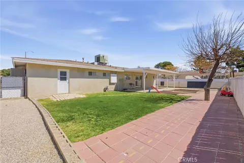 Exterior - 15637 Tuscola, Apple Valley, CA 92307 photo 3 of 13