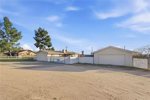 Exterior - 15637 Tuscola, Apple Valley, CA 92307 photo 12 of 13