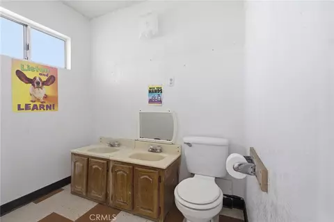 Bath - 15637 Tuscola, Apple Valley, CA 92307 photo 2 of 3