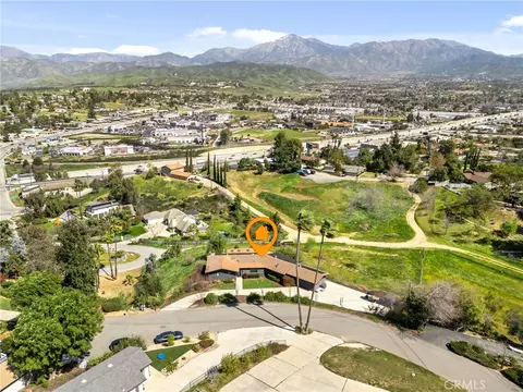 View/Area - 31397 Mesa Dr, Redlands, CA 92373 photo 4 of 5