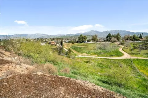 Other - 31397 Mesa Dr, Redlands, CA 92373 photo 7 of 10
