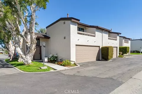 19091 E Country Holw #34, Orange, CA 92869