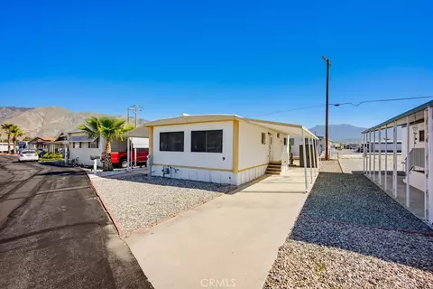 655 E Main St #9, San Jacinto, CA 92583 photo 2