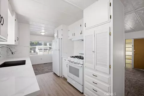 655 E Main St #9, San Jacinto, CA 92583 photo 6